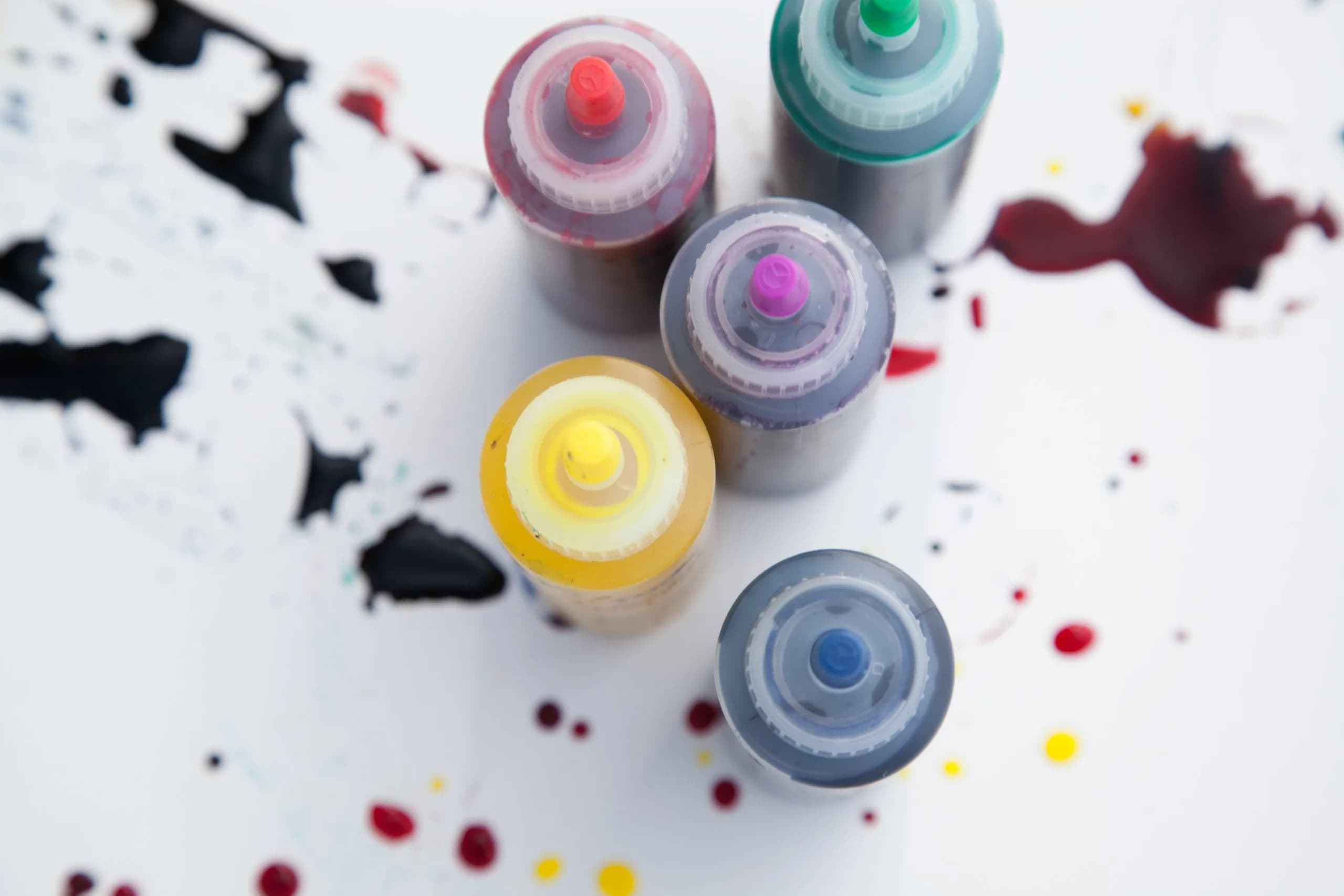 Tulip One-Step Tie-Dye Kit Rainbow 5 Colors, 156 g (5.5 oz) | Highly Concentrated Non-Toxic Fabric Dye - view 4
