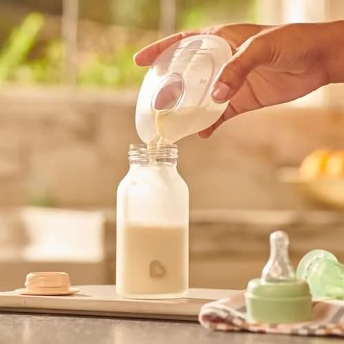 Munchkin Silicone Breast Milk Collector Cups with Storage Plugs, 45ml (1.5 Fl Oz Each) | BPA-Free Food-Grade Silicone thumbnail 5