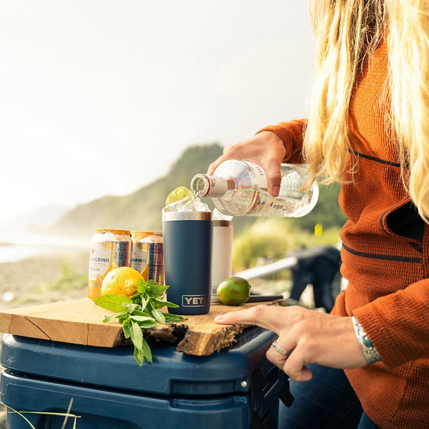 YETI Rambler 10 oz Tumbler, Stainless Steel, Vacuum Insulated with MagSlider Lid, Big Sky Blue | 296ml (10 fl oz) - view 6