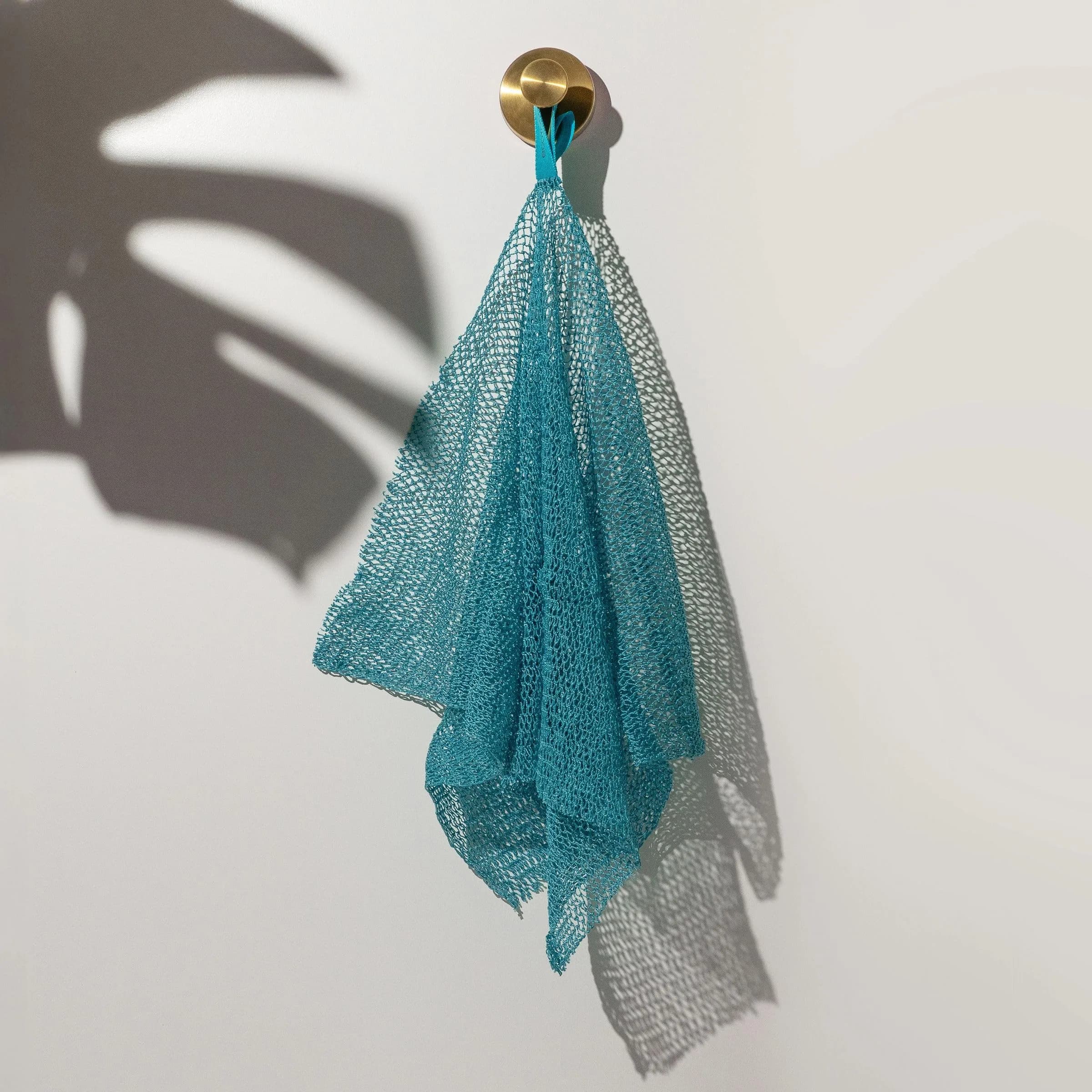 EcoTools Exfoliating Bath Net Body Scrubber Blue | 1 Count (Pack of 1) - view 5