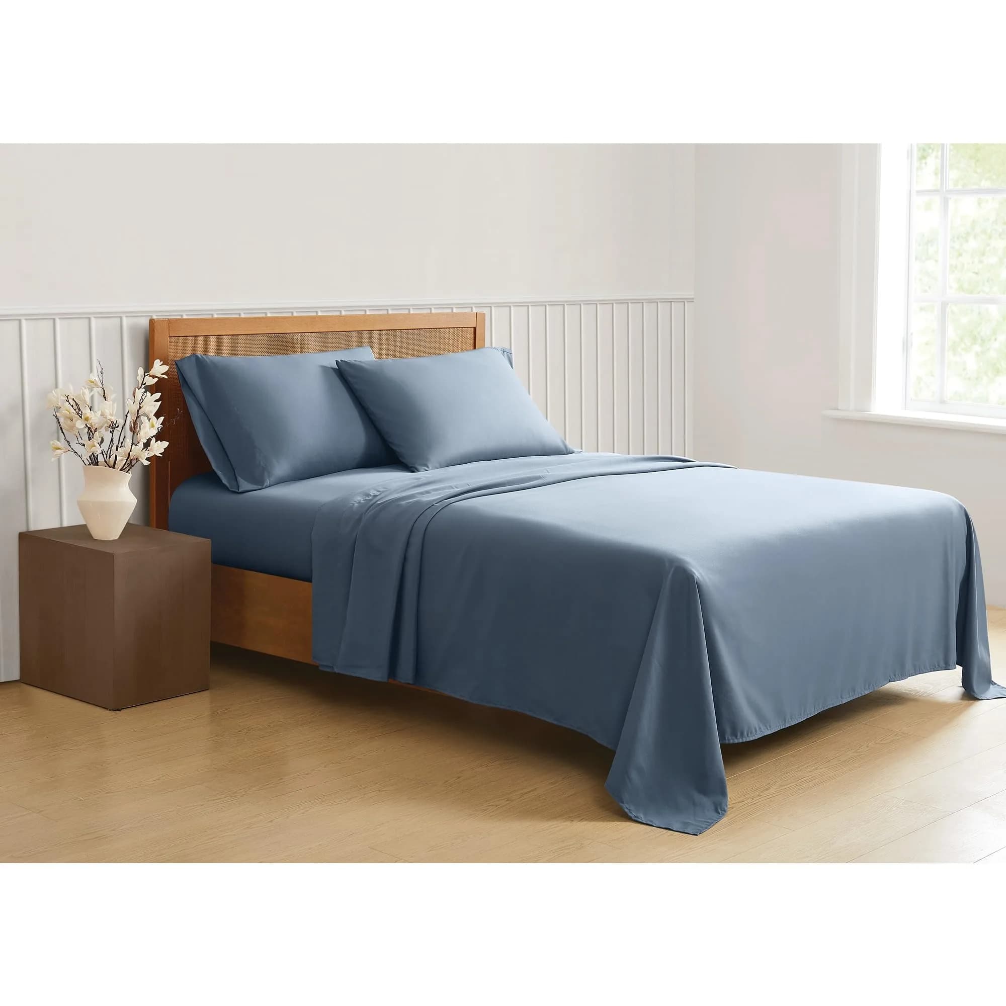 TRULY SOFT Green Solid Blue Full 4 Piece Sheet Set | Eco-Friendly Recycled Polyester (120c) — Split King