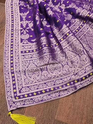 TRENDMALLS Women's Banarasi Silk Dupatta 2.25m Purple | Ethnic Floral Zari Weave thumbnail 3