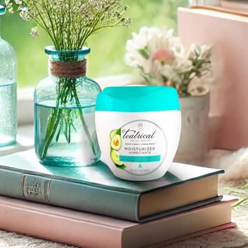 TEATRICAL Face Moisturizer with Avocado & Stem Cells | Hydrating Day & Night Cream for All Skin Types thumbnail 6