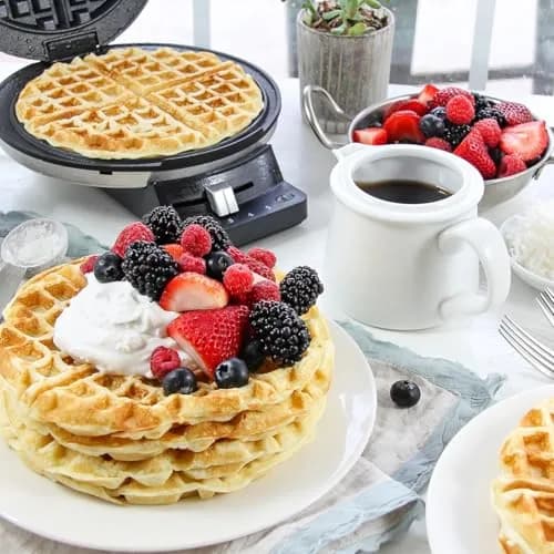 Cuisinart Round Classic Waffle Maker 1250W | 18cm (7 inch) Cooking Surface | 5-Setting Browning Control thumbnail 2