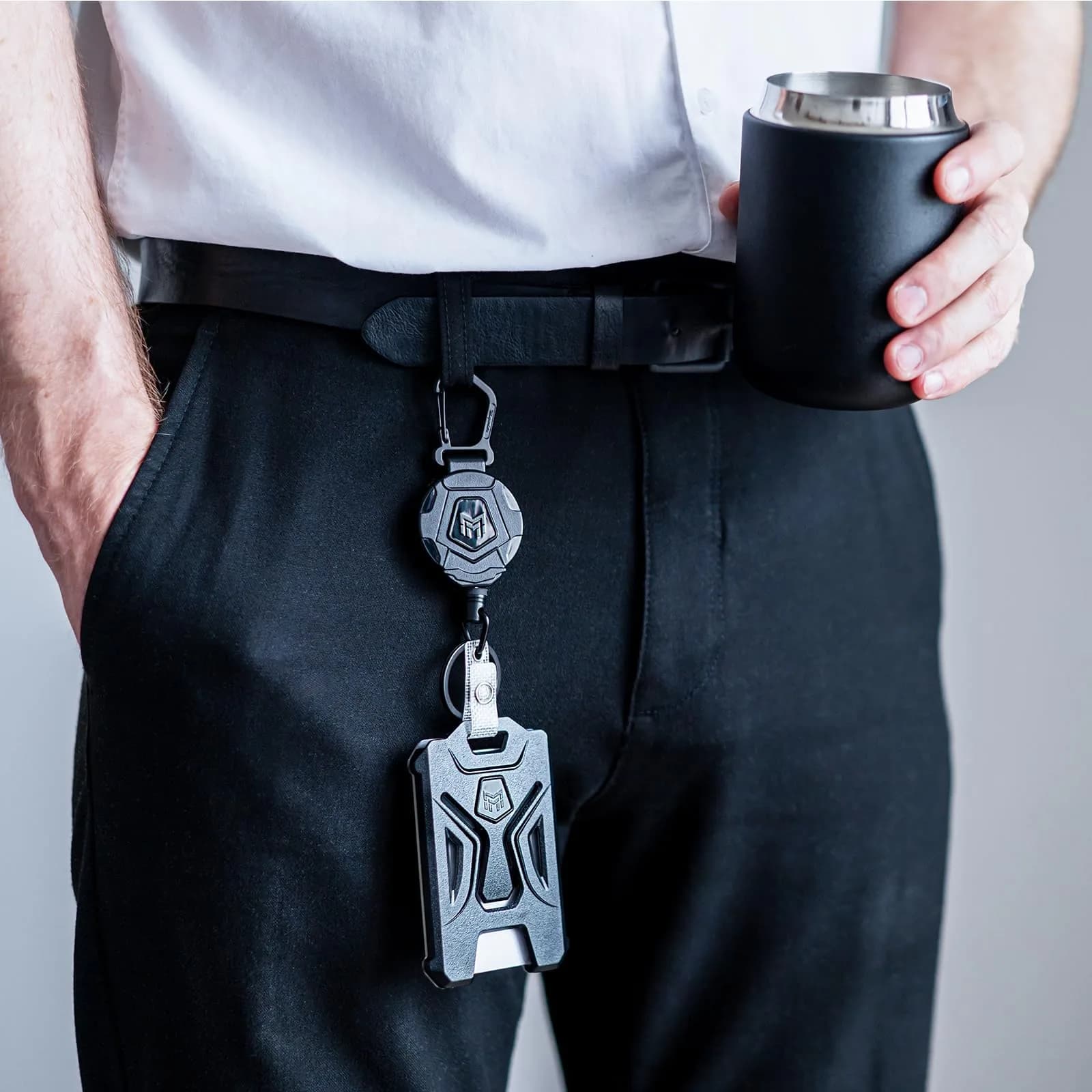 MNGARISTA PC - 2 Pack Retractable Badge Holder with Carabiner Keychain & 31.5" Reel - view 2