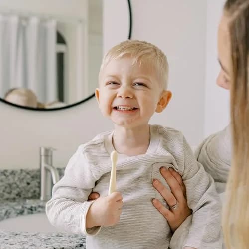 Dr. Brown's Infant-to-Toddler Toothbrush Set Soft & Gentle Manual Toothbrushes for Baby 0-3 Years – 4-Pack thumbnail 14