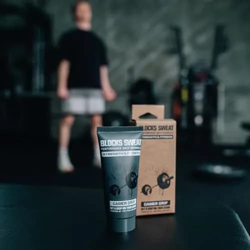 Gamer Grip Strength & Fitness Cream for Sweaty Hands 29.57ml (1 Fl Oz) | Chalk-Free Liquid Formula for Weightlifting, Climbing, Golf, Gymnastics & Pole thumbnail 8