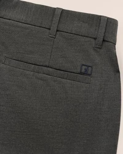 johnnie-O Mulligan Performance Shorts Black / 40 | Premium Golf Shorts with Magnetic Pockets & Tucked Waist thumbnail 5