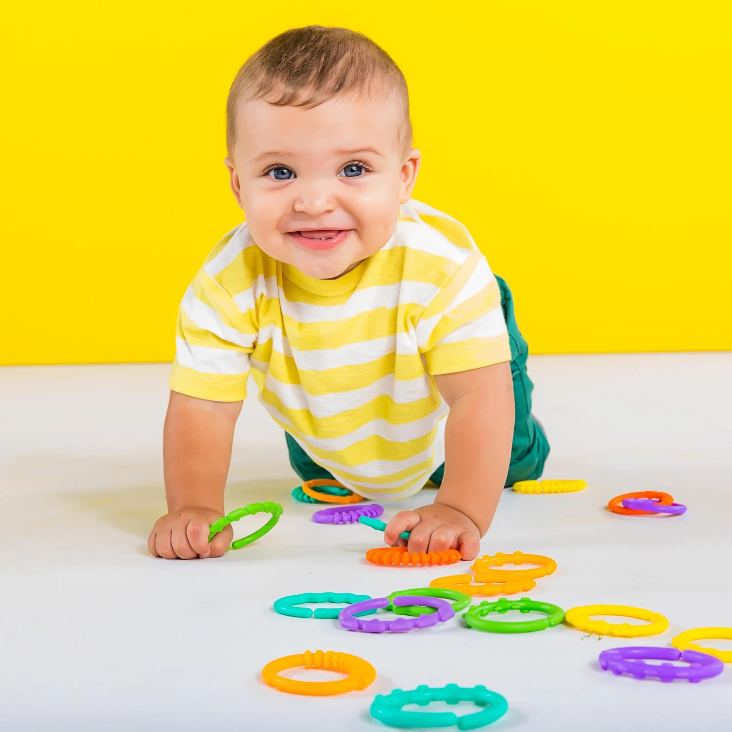 Bright Starts Lots of Links Rings Toys | 144 Count (Pack of 6) - view 6