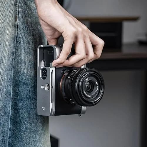 JJC Silver Camera Support Hand Grip for Sony A7CII A7CR with Arca-Type Plate & AirTag Slot | 1/4"-20 Tripod Socket thumbnail 9