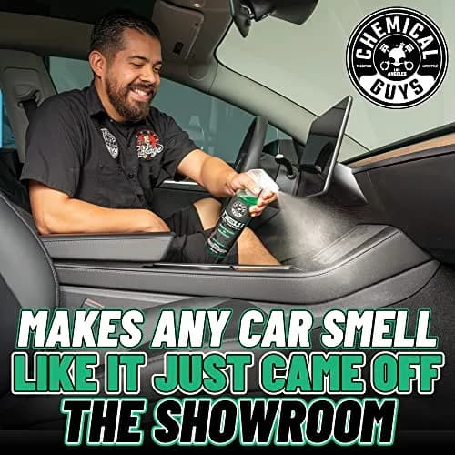 Chemical Guys New Car Smell Air Freshener & Odor Neutralizer 4 oz (120 ml) Bottles | 3 Pack thumbnail 2
