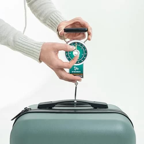 Travelon Stop & Lock Luggage Scale with Tape Measure, 34 kg (75 lbs) | Save on Baggage Fees thumbnail 2