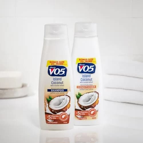 VO5 Island Coconut Moisturizing Shampoo 15 oz | Hydrating, Coconut Milk & Vitamin E, Long Lasting Fragrance thumbnail 3