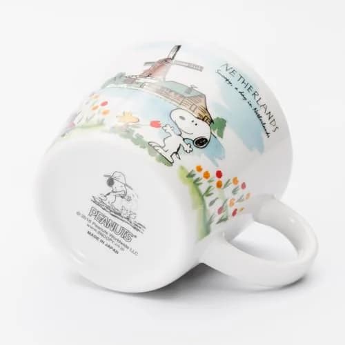 シミズ陶業(Shimizutougyou) Peanuts World Travel Dutch Mug Cup 340ml | Microwave & Dishwasher Safe thumbnail 6