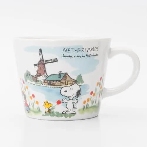 シミズ陶業(Shimizutougyou) Peanuts World Travel Dutch Mug Cup 340ml | Microwave & Dishwasher Safe thumbnail 3
