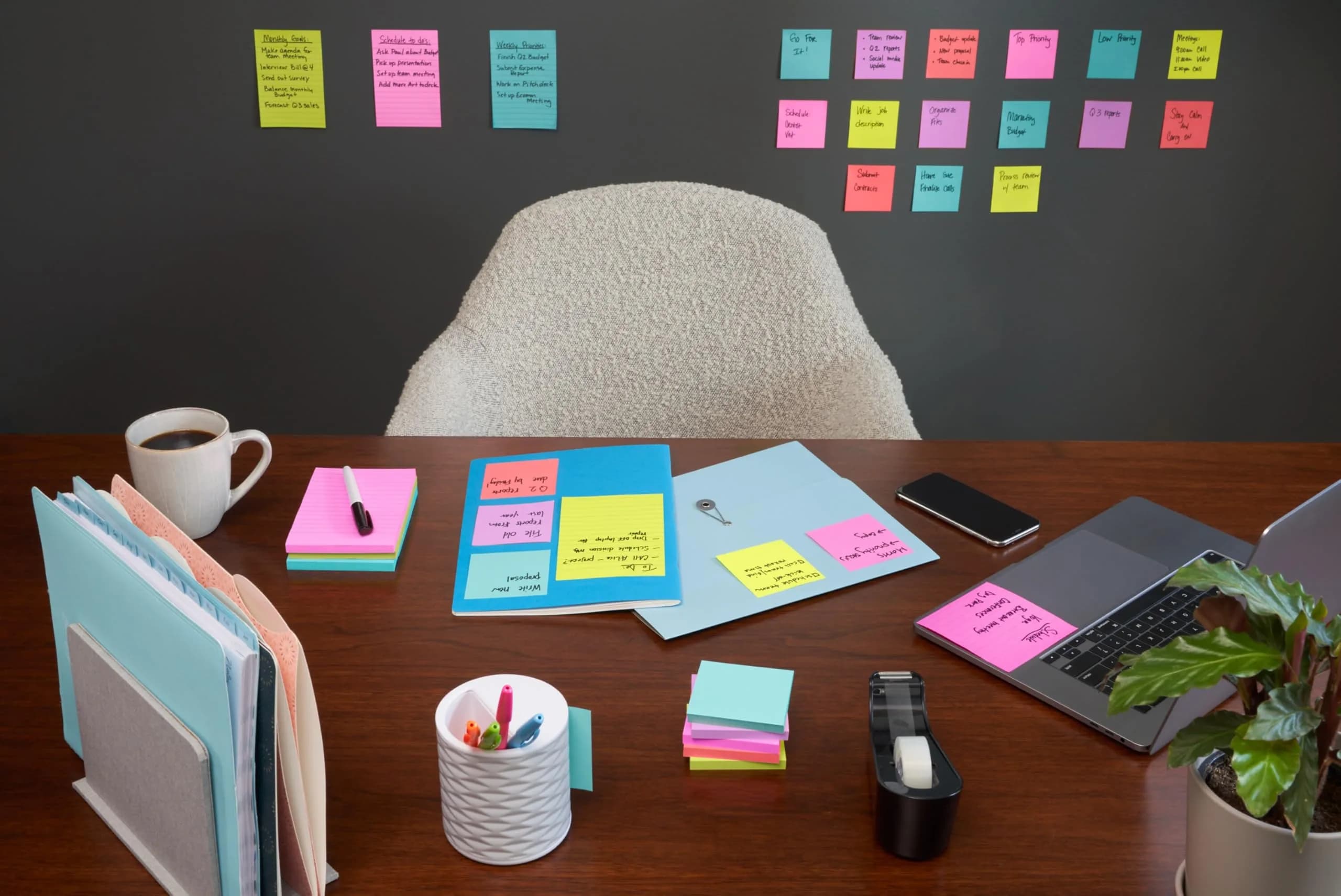 Post-it Super Sticky Notes (24 Pads, 70 Sheets Each) | Supernova Neons Collection - view 5