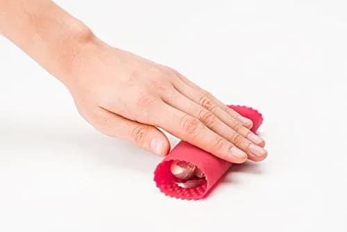 Zyliss Silicone Garlic Peeler Tube Roller for Easy Garlic Skin Removal | Dishwasher Safe & Durable thumbnail 3