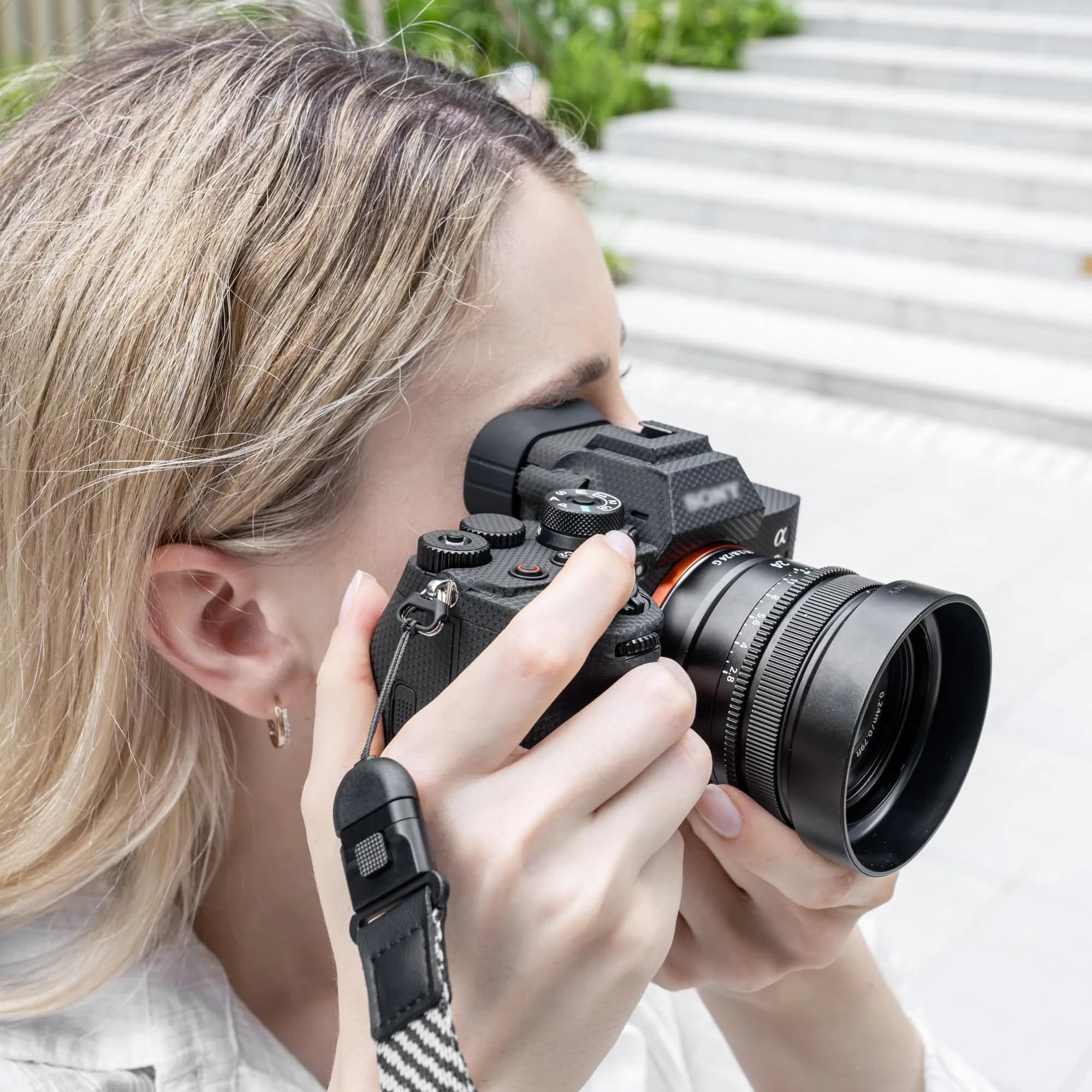 JJC Extended Soft Silicone Camera Eyepiece Eyecup 2-Pack for Sony Alpha A1, A7R V, A7 IV, A9 III Cameras | Blocks Light, Protects Viewfinder - view 7