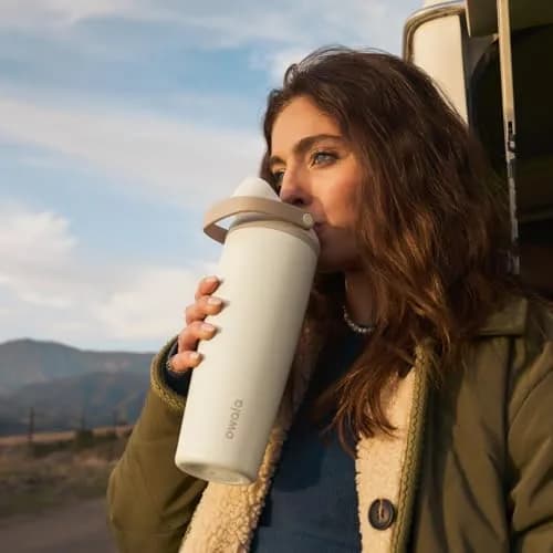 Owala FreeSip Sway Stainless Steel Water Bottle 1183ml (40-oz.) | Insulated, Leak-Proof, Car Cup Holder Friendly thumbnail 7