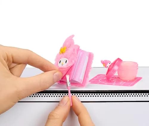 MGA's Miniverse Make It Mini Hello Kitty and Friends Series 3 Mini Collectibles 9.6cm (3.81 inches) | Sanrio Retro Stationery Replicas thumbnail 3