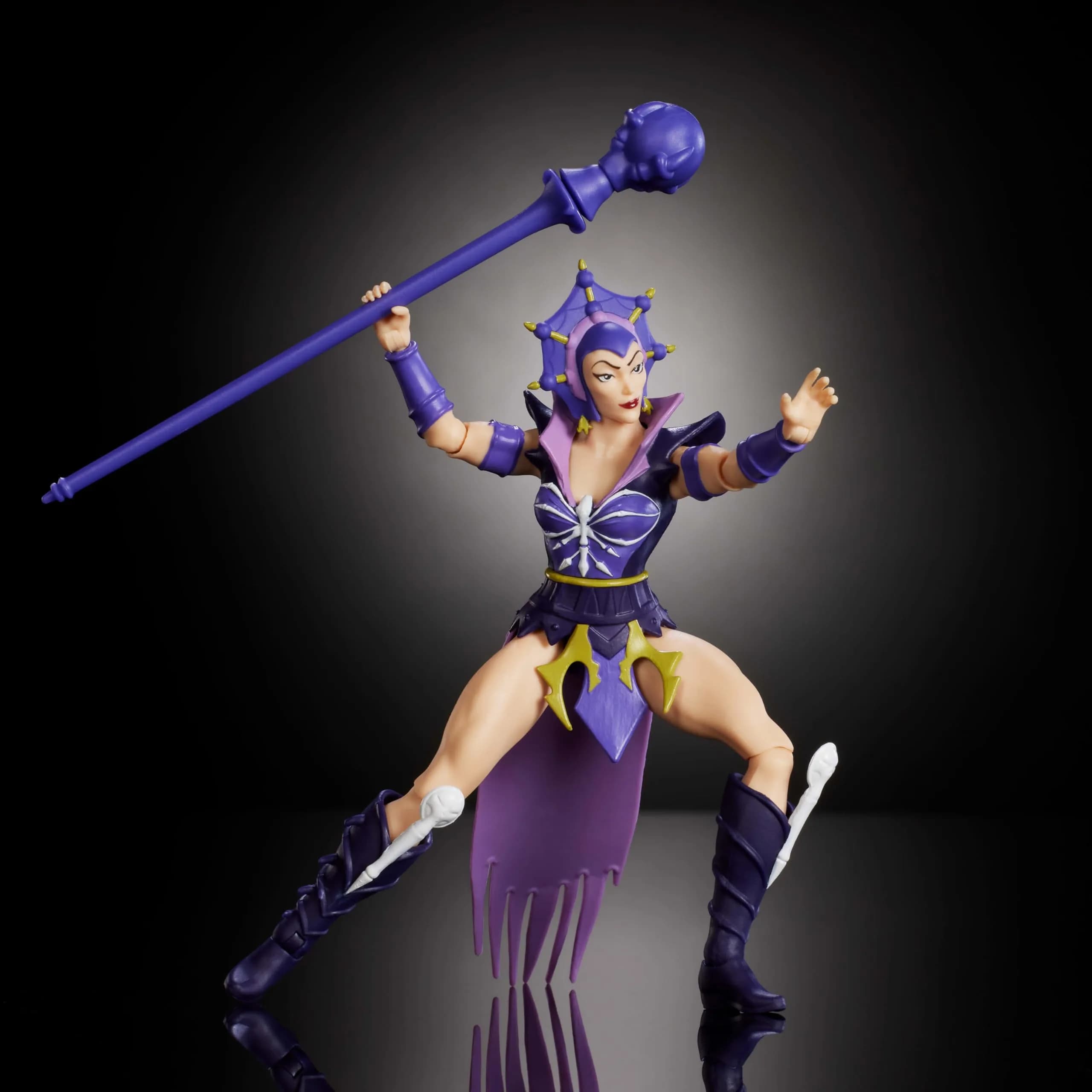 Masters of the Universe Origins Evil-Lyn Action Figure 5.5 Inch | 16 Points of Articulation - view 5