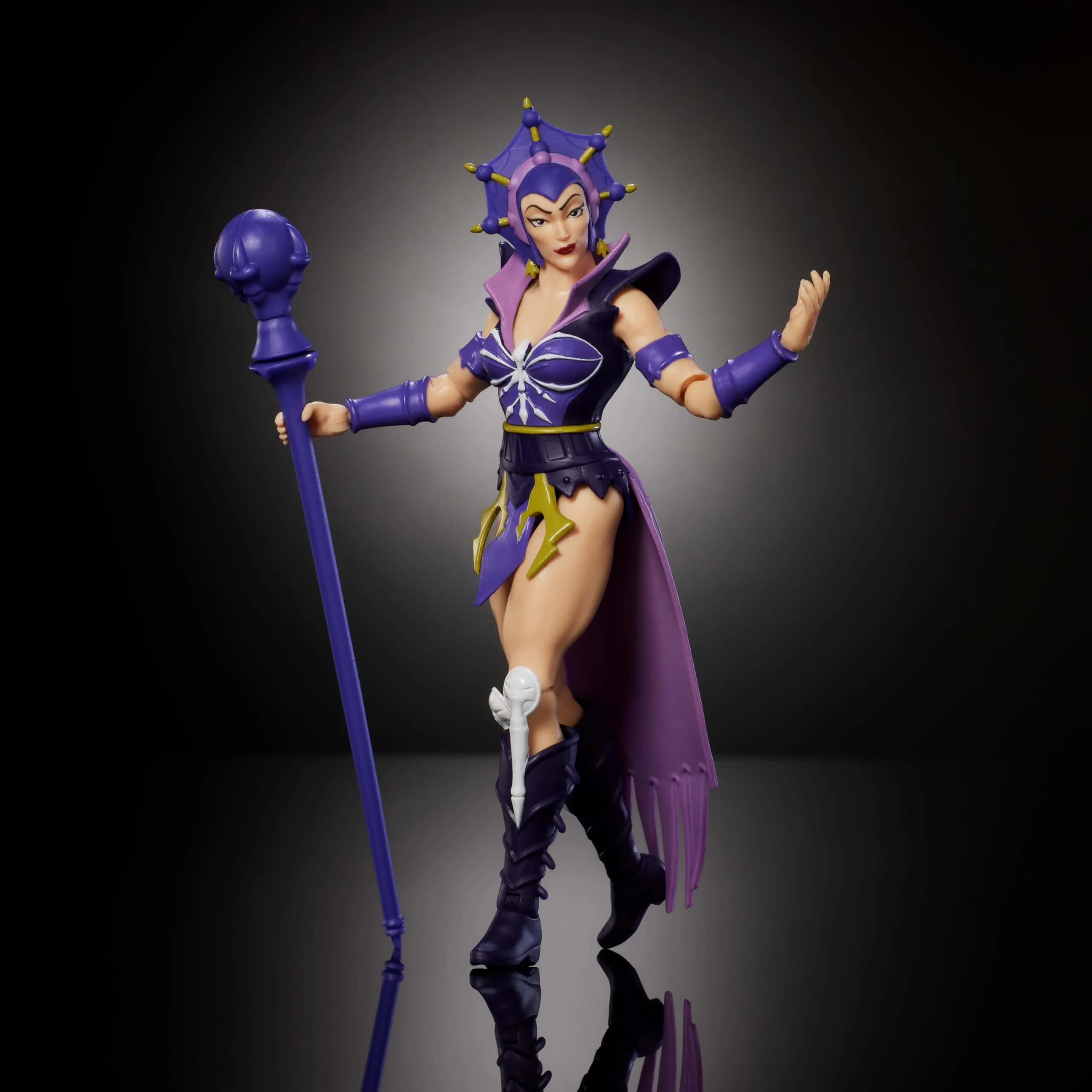 Masters of the Universe Origins Evil-Lyn Action Figure 5.5 Inch | 16 Points of Articulation - view 4