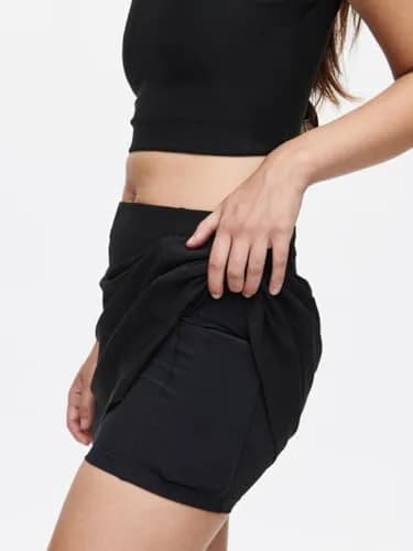 Outdoor Voices Women's Warmup 2.5" Skort - Black Small | Breathable, Supportive Activewear thumbnail 4