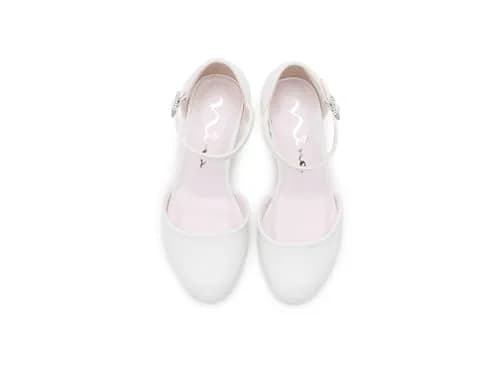 NINA Girls Macey 13 Medium Little Kid White | Classic Pump with Comfort & Sparkle thumbnail 2