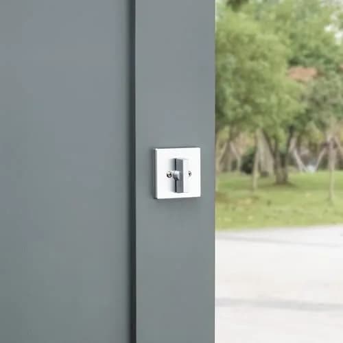 Kwikset 660 Series Entry Handleset with SmartKey Deadbolt, Satin Chrome, Fits 1-3/8" to 1-3/4" Doors thumbnail 3