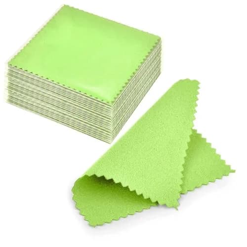 SEVENWELL Green Jewelry Cleaning Cloth 8cm x 8cm | Polishes Sterling Silver, Gold, Platinum thumbnail 1