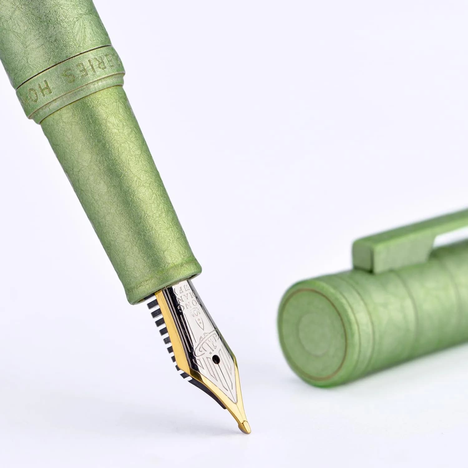 Asvine Hongdian 1851 Applegreen Ice Flower Fountain Pen with Long Knife Point Nib - view 4
