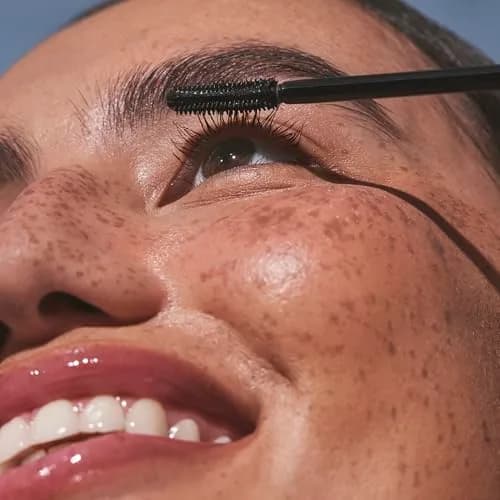 Well People Expressionist Curling Mascara, Black | Vegan, Smudge-Resistant, Curved Brush, Nourishing Plant Oils thumbnail 7