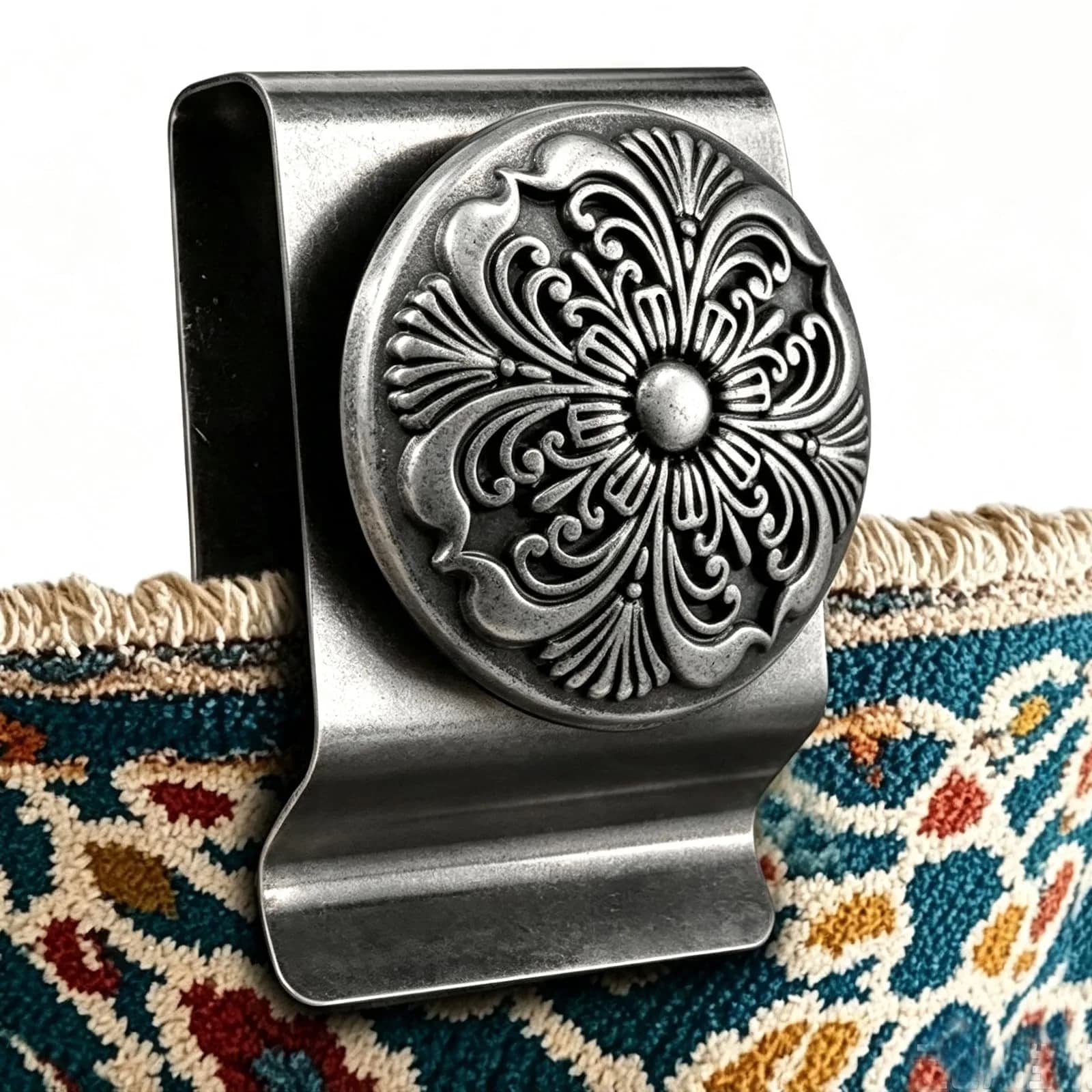 Doselves Black 4 Pack Tapestry Wall Hanging Clamps | Metal Clips for Rugs & Textile Art Display — Silver