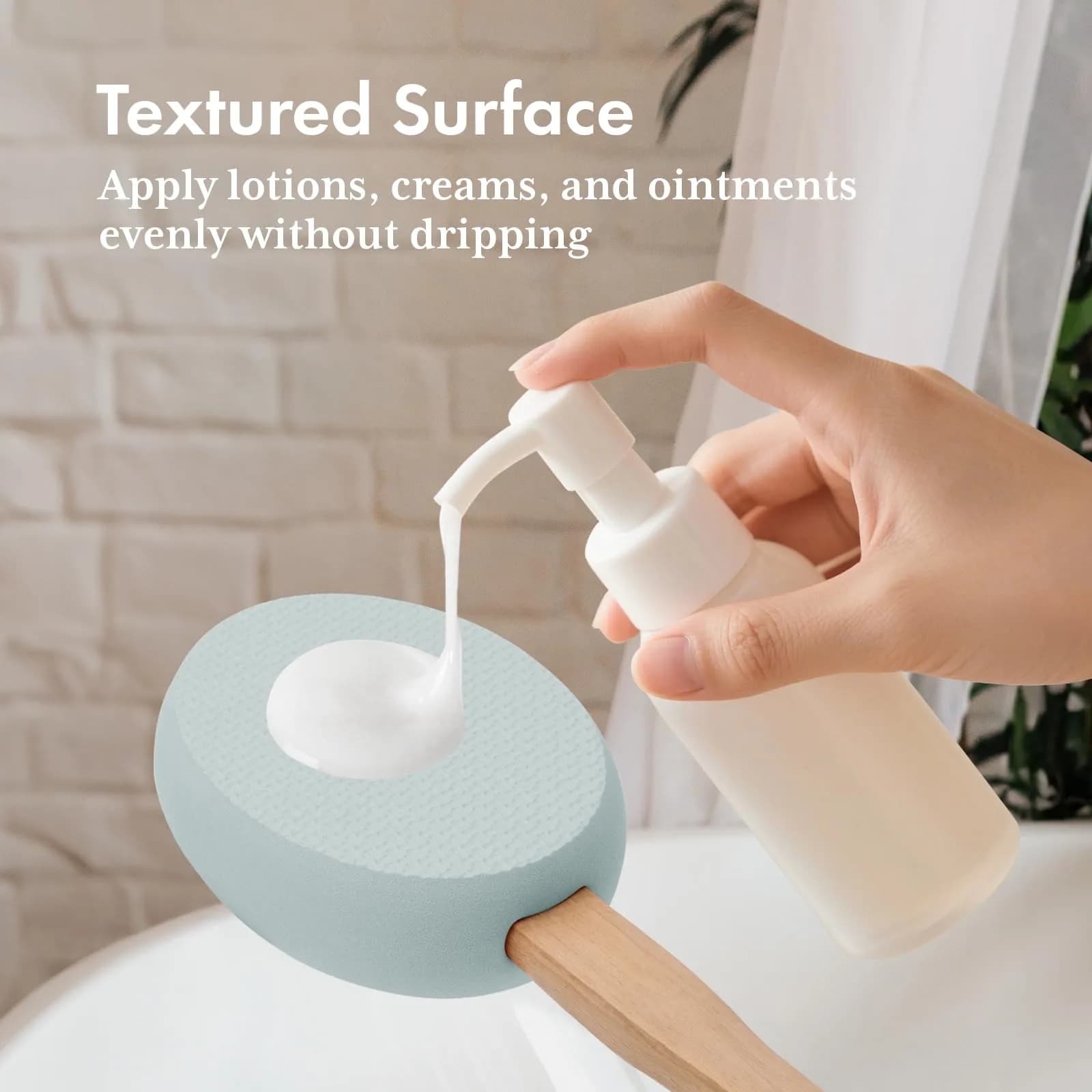 AmazerBath Lotion Applicator with 4 Replacement Pads & 17" Curved Handle | FDA Approved for Back, Feet, Sunscreen, Moisturizer - view 4