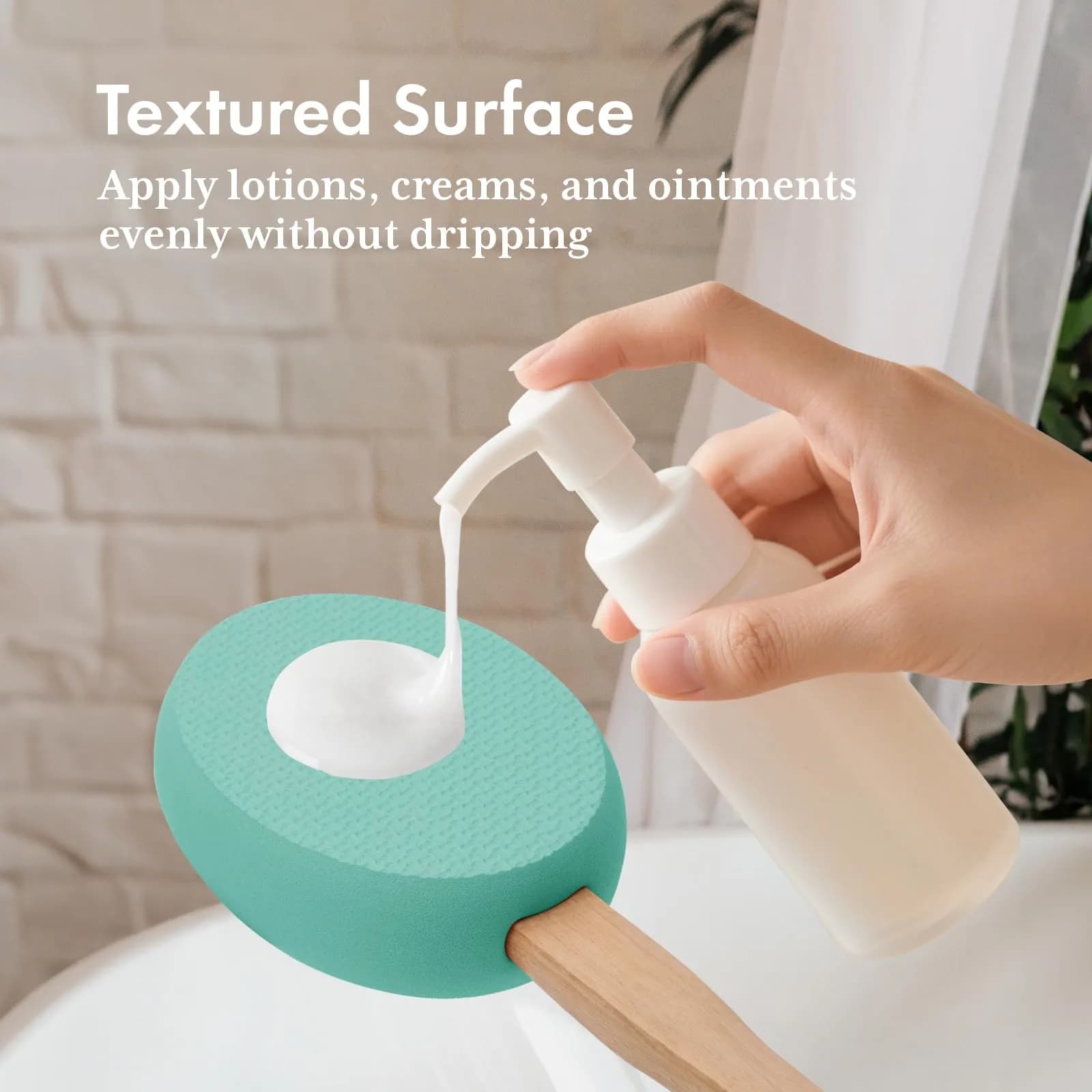AmazerBath Lotion Applicator with 4 Replacement Pads & 17" Curved Handle | FDA Approved for Back, Feet, and Hard-to-Reach Areas - view 3