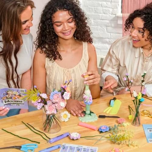 Play-Doh Blooms Meadow Flower Bouquet Kit | DIY Floral Craft Set for Adults & Teens thumbnail 7