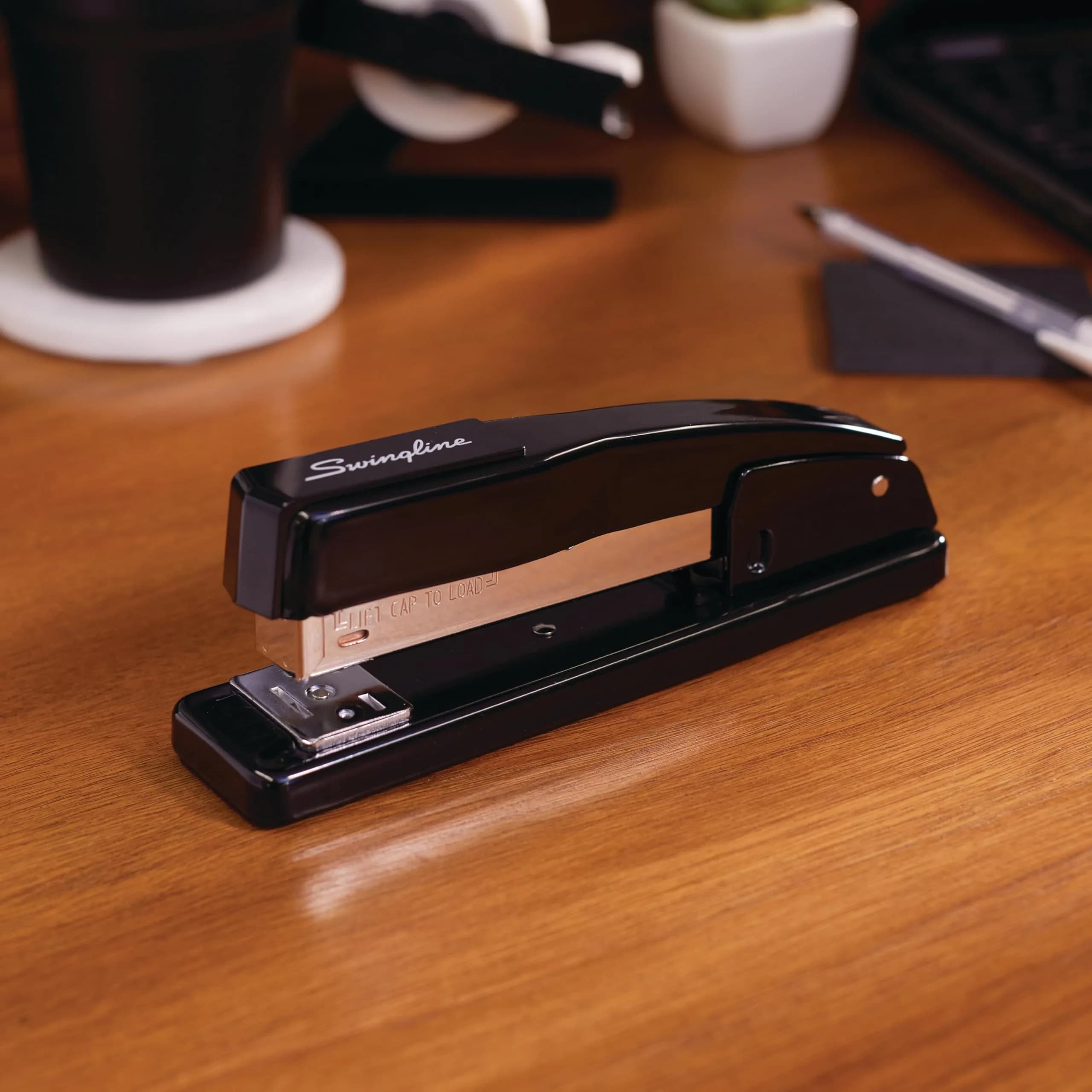 Swingline Black 12 Pack Desktop Stapler | Jam-Free Metal Construction for Office & School - view 2
