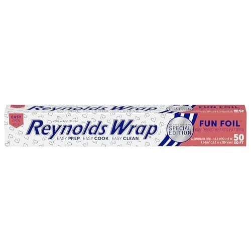 Reynolds Wrap Fun Foil Embossed Aluminum Foil Roll with Hearts, 156 g (5.5 oz) | Food Gifting & Celebrations thumbnail 1