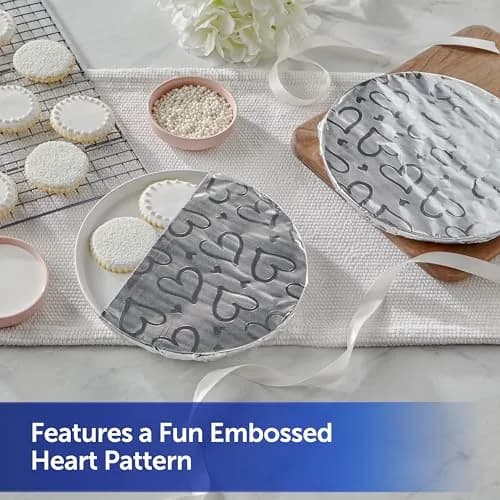 Reynolds Wrap Fun Foil Embossed Aluminum Foil Roll with Hearts, 156 g (5.5 oz) | Food Gifting & Celebrations thumbnail 2