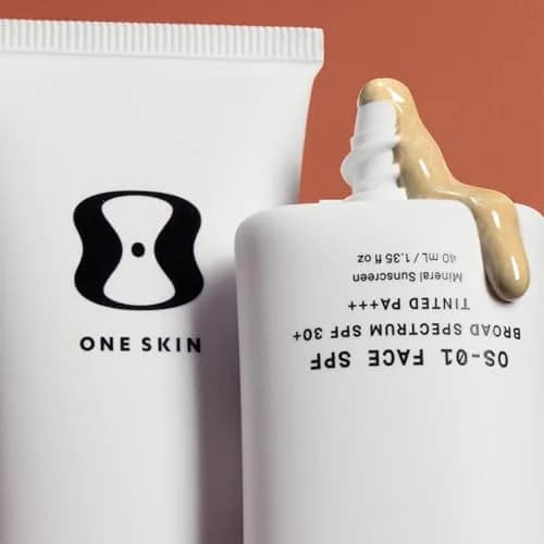 oneskin OS-01 Face SPF 30 Mineral Sunscreen 40mL | Broad Spectrum, Light, Sensitive Skin Friendly thumbnail 4