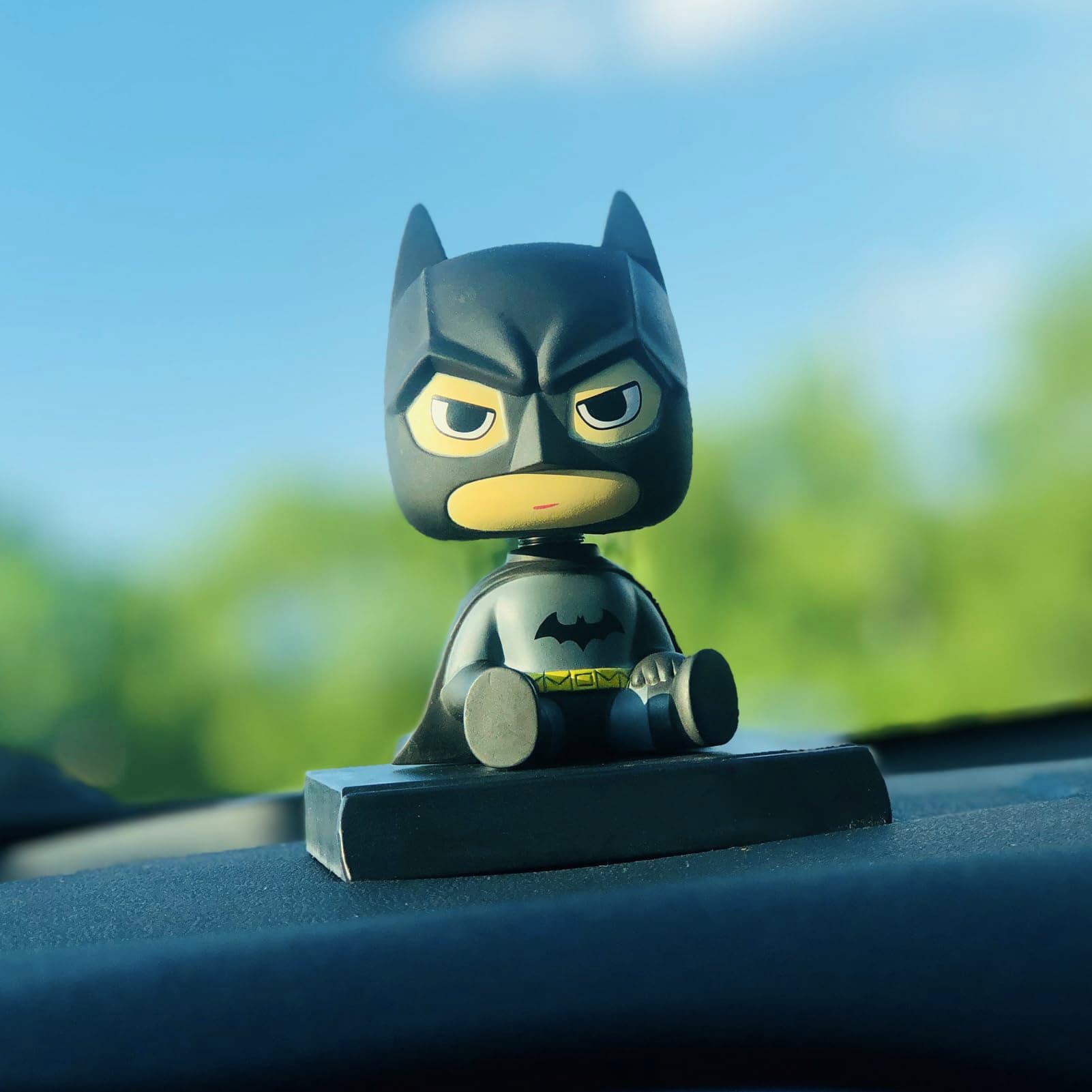 ITUBLE Cartoon Bobblehead Car Dashboard Decor 1 Count | Cute Anime Car Accessory with Phone Holder - view 4