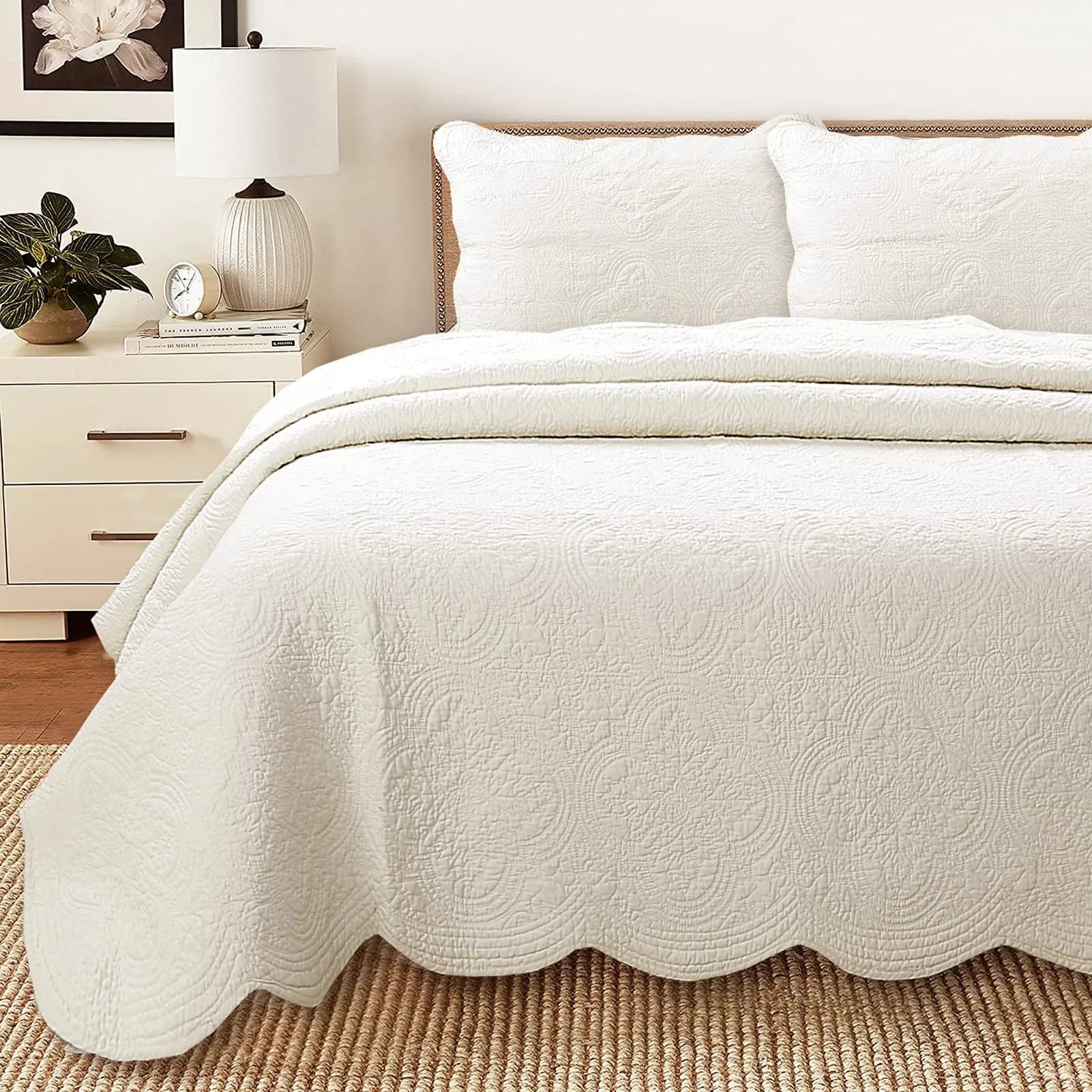 Cozy Line Home Fashions 100% Cotton Medallion Off White Quilt Set | Reversible Lightweight Bedspread for All Seasons