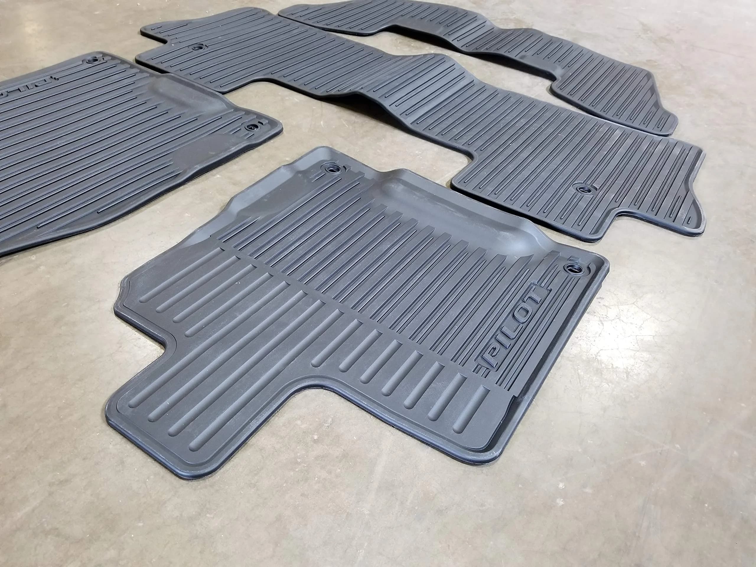 Honda Genuine All Season Mat Vehicle Specific Fit Rubber Black | OEM Quality (70-120 chars)