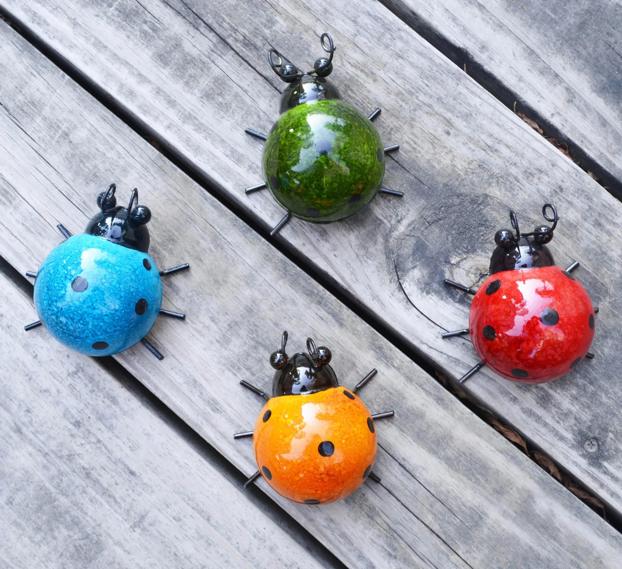 GIFTME 5 Metal Garden Wall Art Set of 4 | Charming Ladybug Decor for Outdoors