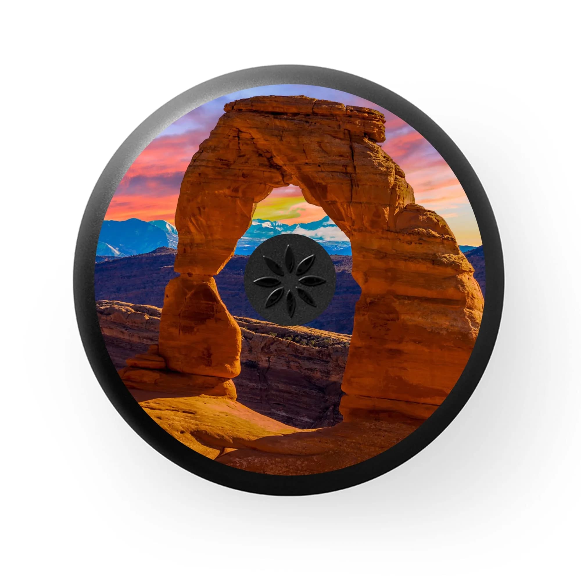 INVISALIGN Aligner and Retainer Case, Delicate Arch, 21.9cm x 21.9cm x 5.6cm (8.7 x 8.7 x 2.2 Inch) | Official Invisalign Accessory - main product image