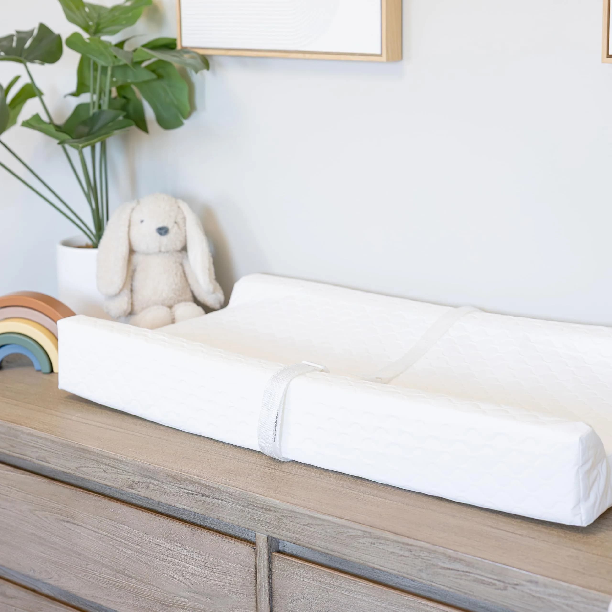 Regalo Baby Basics Contoured Changing Pad with Non-Slip Grip & Safety Strap, White | 80cm x 40cm x 10cm (31" x 16" x 4") - main product image