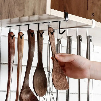 Hanging the spoons and laddle on the hook