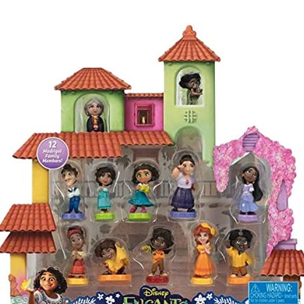 Disney Encanto Mi Familia 12 Mini Figure Set
