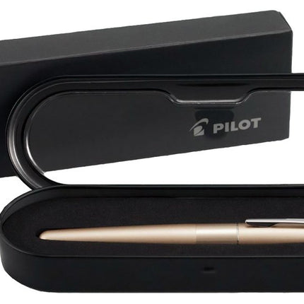 PILOT Engraved Metropolitan Pen - Personalized with Your Name (Fountain Medium Nib, Gold)