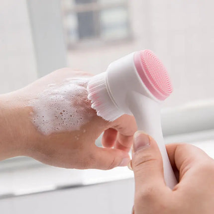 Deep Cleansing 3D Silicone Facial Brush